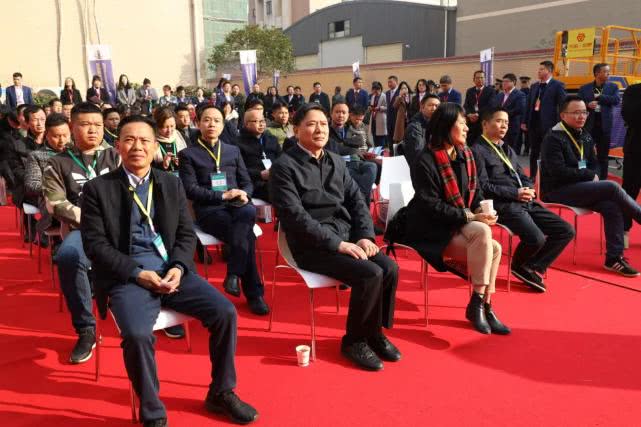 2019第一屆元拓建材國際采購商展洽會在望城經開區(qū)正式開幕